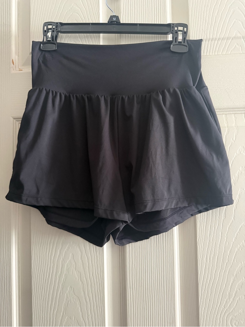 HALARA Black High-Waist Active Skort Shorts